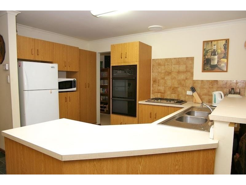 8 Glasgow Avenue, Modbury SA 5092