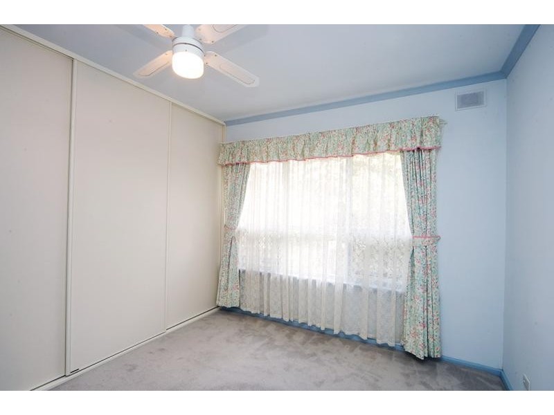 15 Eucalypt Parade, St Agnes SA 5097