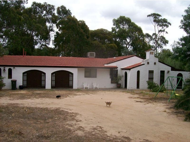 4 Protea Court, Banksia Park SA 5091