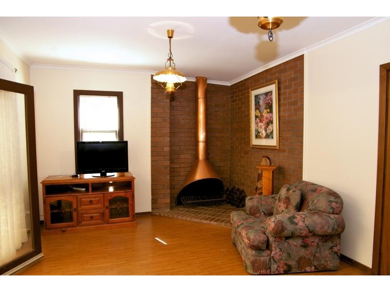 4 Protea Court, Banksia Park SA 5091