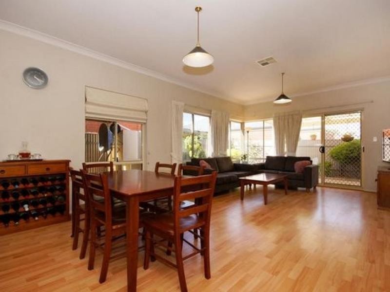 1 Coconut Grove, Golden Grove SA 5125