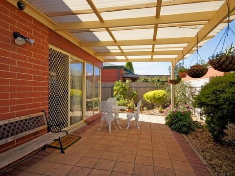 1 Coconut Grove, Golden Grove SA 5125