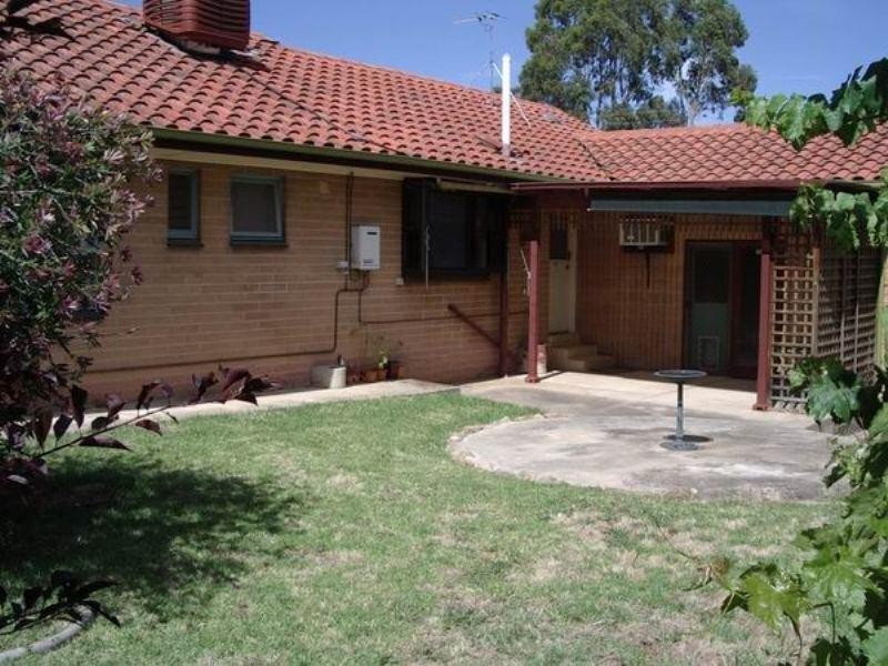 7 School Drive, Banksia Park SA 5091