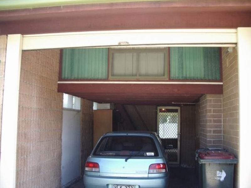 7 School Drive, Banksia Park SA 5091