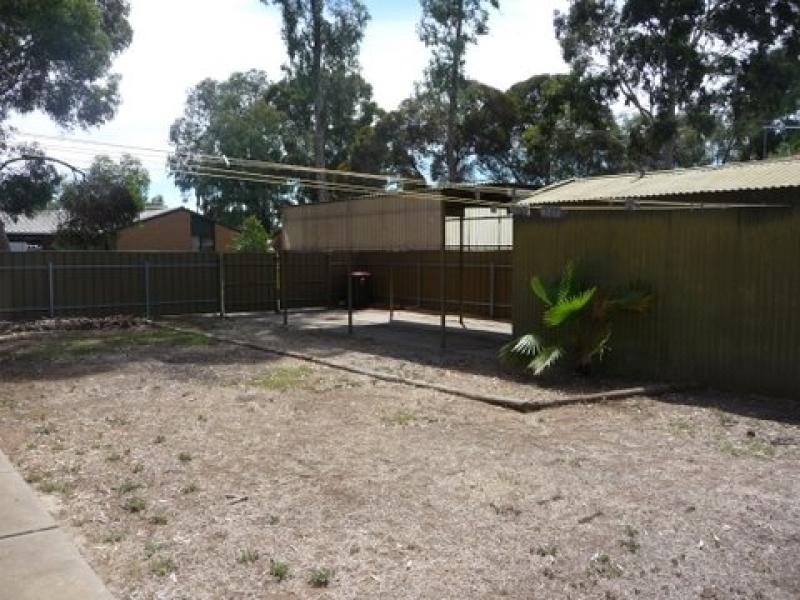 15 Jose Court, Para Hills West SA 5096