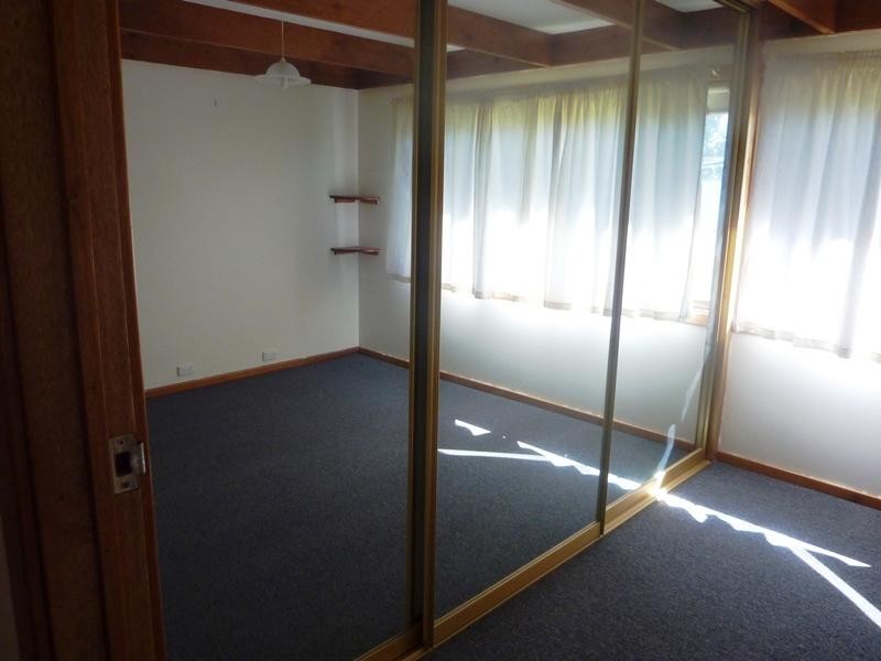 12 Angela Ave, Brahma Lodge SA 5109