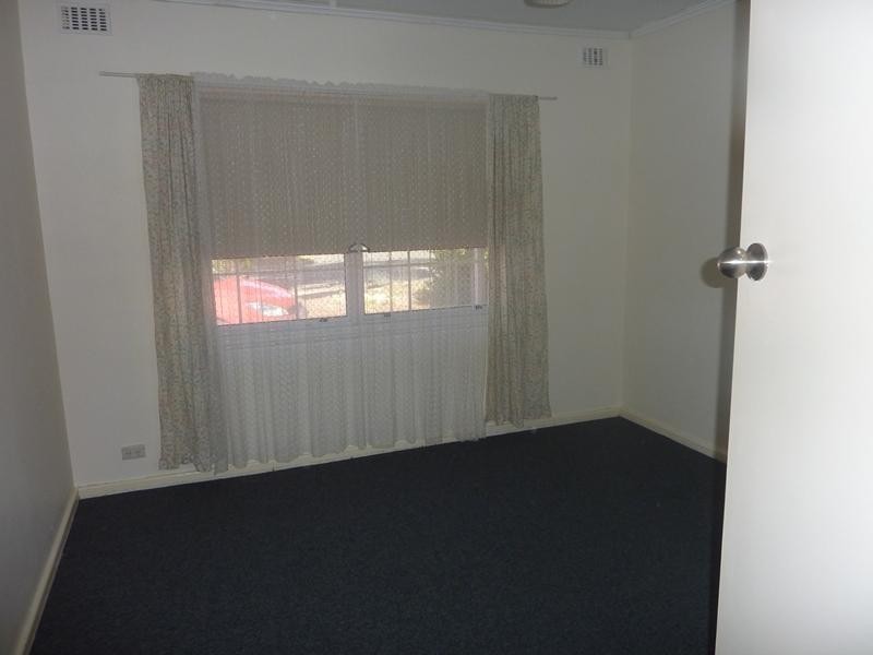 12 Angela Ave, Brahma Lodge SA 5109