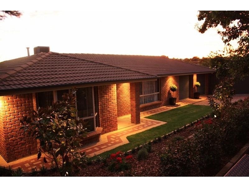 28 Mackay Court, Greenwith SA 5125