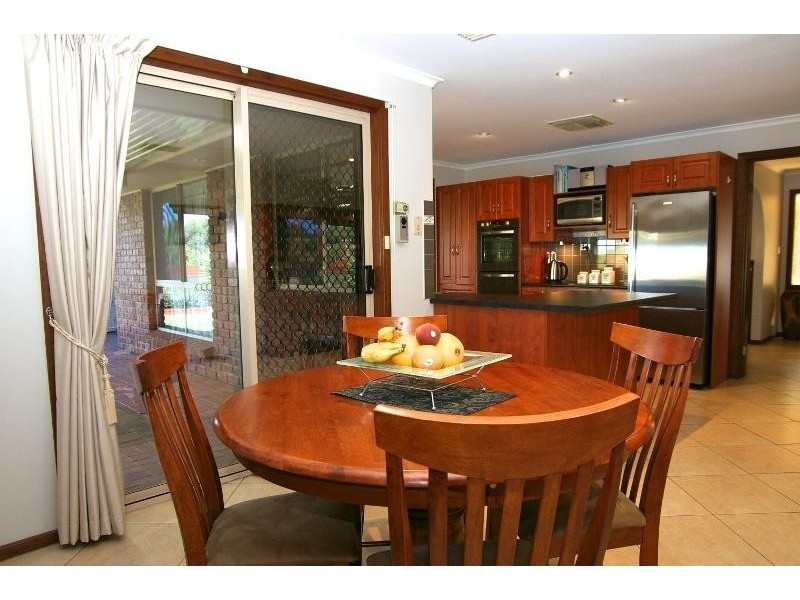 28 Mackay Court, Greenwith SA 5125