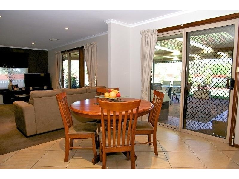 28 Mackay Court, Greenwith SA 5125