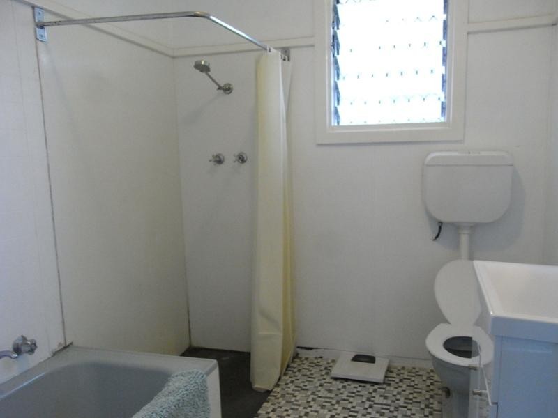 38 Carnarvon Avenue, Redwood Park SA 5097