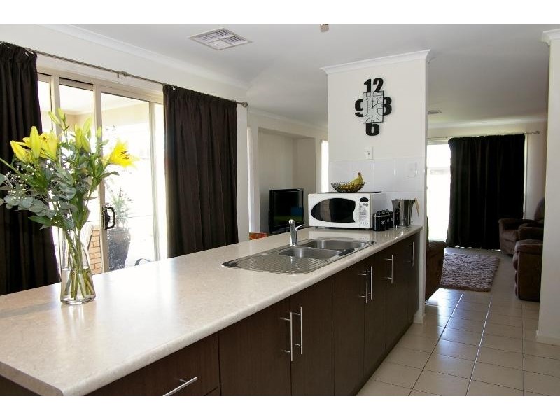 10 Davalan Drive, Munno Para West SA 5115