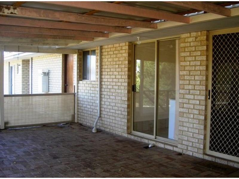 42 Kinley Road, Banjup WA 6164