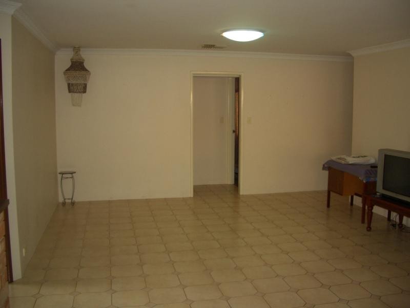 14 Millcroft Elbow, Jandakot WA 6164