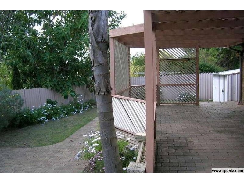 14 TUART PLACE, Yangebup WA 6164