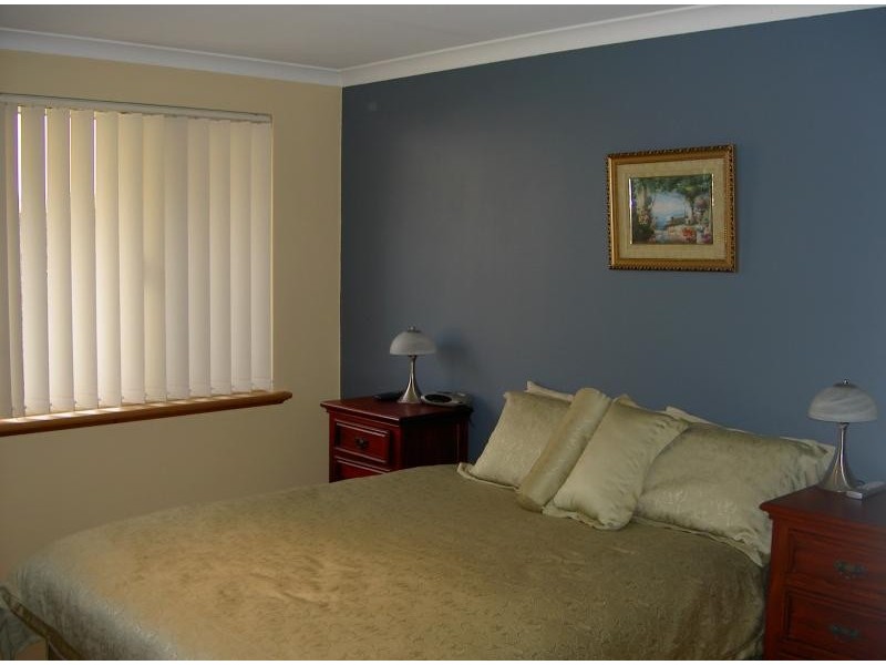 212 GLEN IRIS DRIVE, Jandakot WA 6164