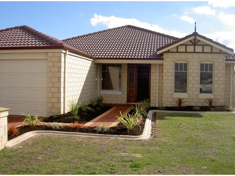 34 BRENCHLEY DRIVE, Atwell WA 6164