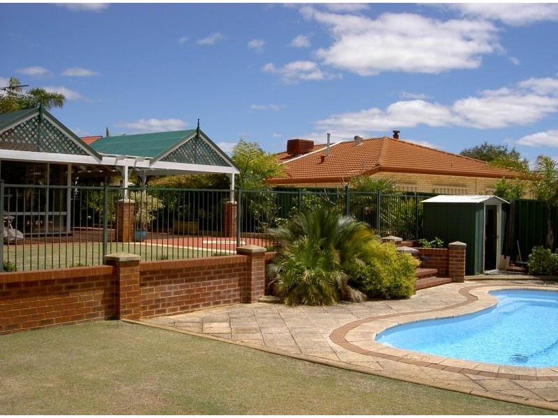 10 HARTWELL PARADE, Jandakot WA 6164