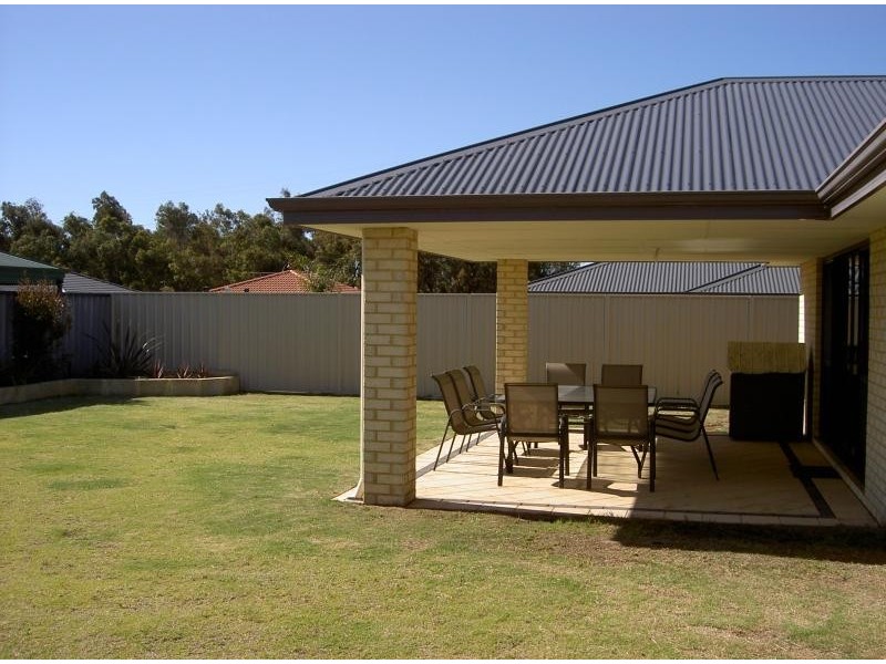 24 KOOJARRA RISE, South Lake WA 6164