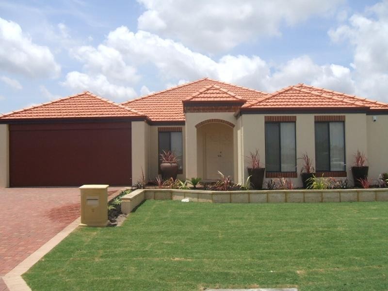 2 WISELY COURT, Aubin Grove WA 6164