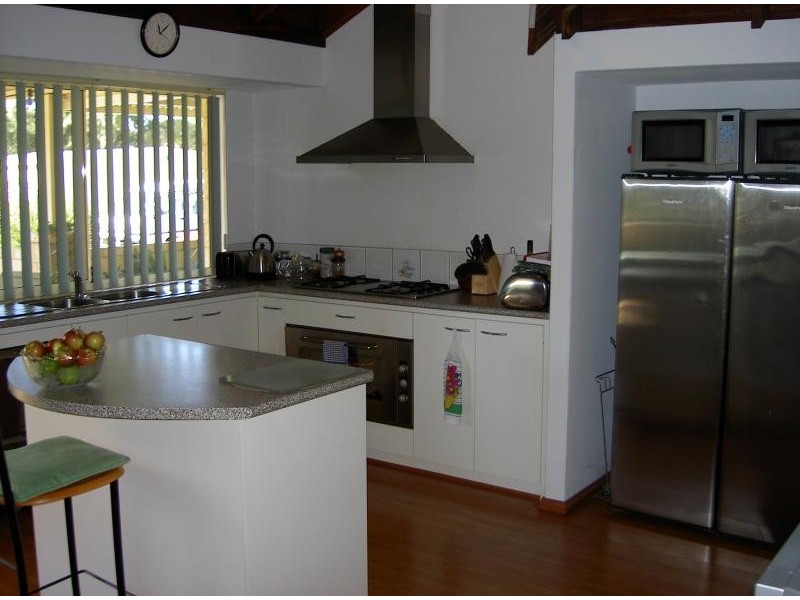 12 Peppworth Place, Jandakot WA 6164