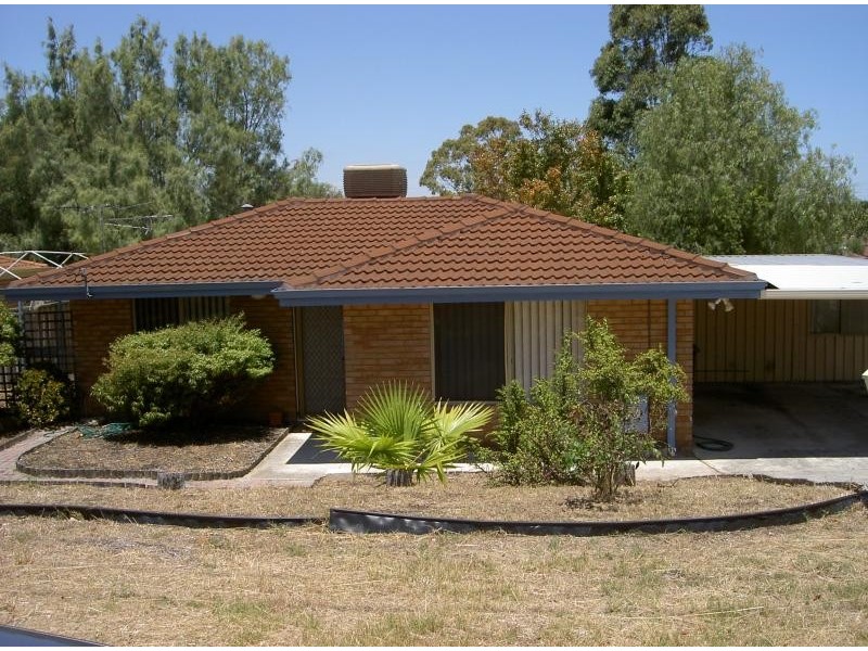 126 ELDERBERRY DRIVE, South Lake WA 6164