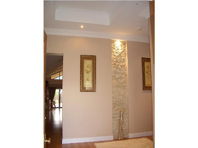 7 CAVERSHAM BEND, Southern River WA 6110