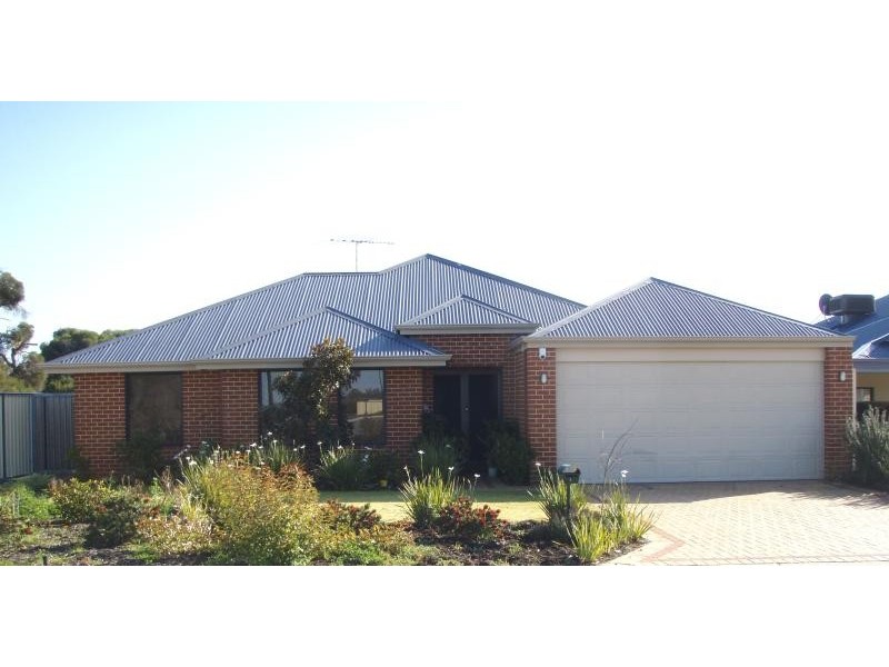 15 GEORGIA WAY, Success WA 6164