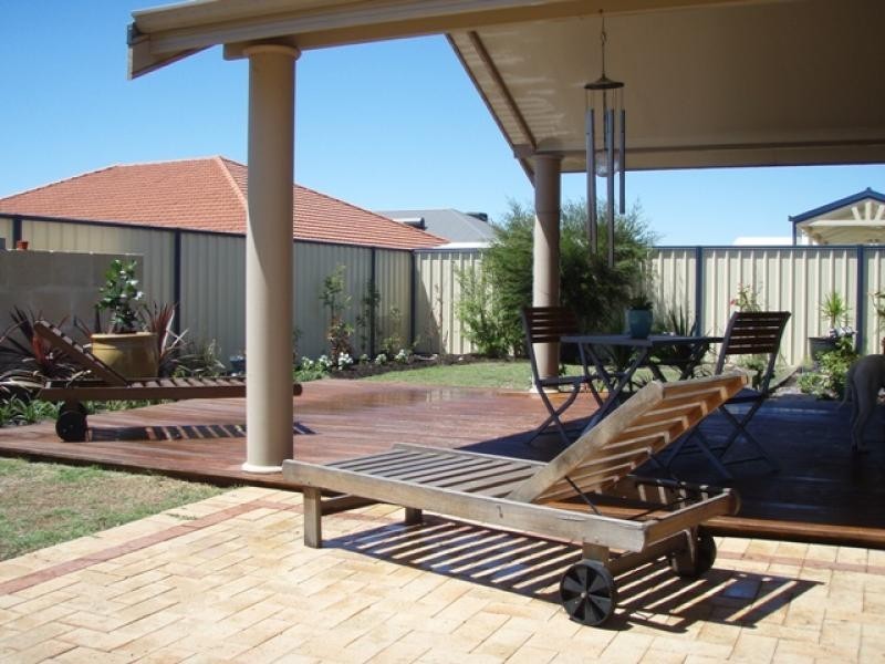 15 GEORGIA WAY, Success WA 6164