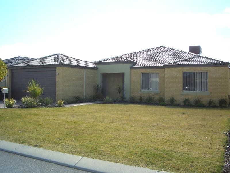 9 Mosman Loop,, Success WA 6164