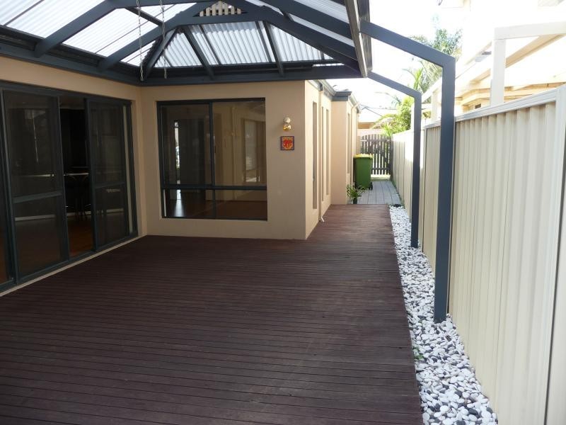 55 Kooralbyn Valley Cres, Jandakot WA 6164
