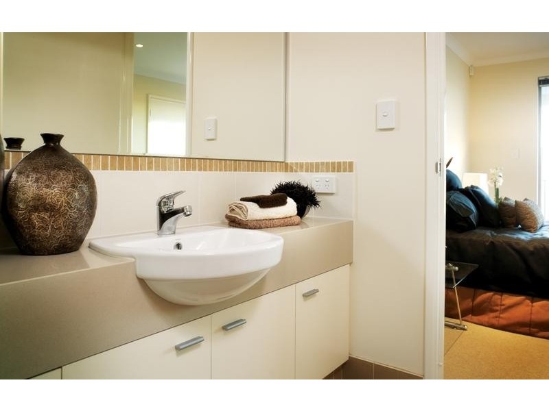 Lot 2045/ CONGENIAL LOOP, Atwell WA 6164