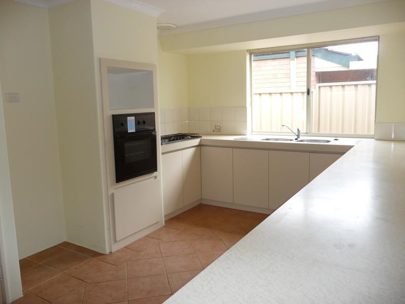 37 Turnbury Park Drive, Jandakot WA 6164