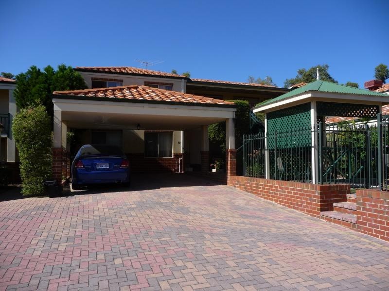 Unit 21/33 PADDINGTON COURT, Bibra Lake WA 6163