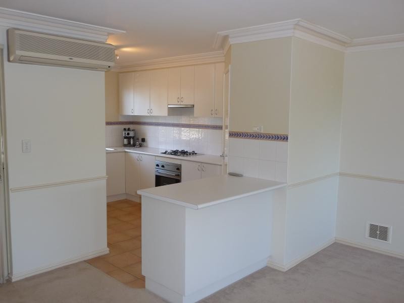 Unit 21/33 PADDINGTON COURT, Bibra Lake WA 6163