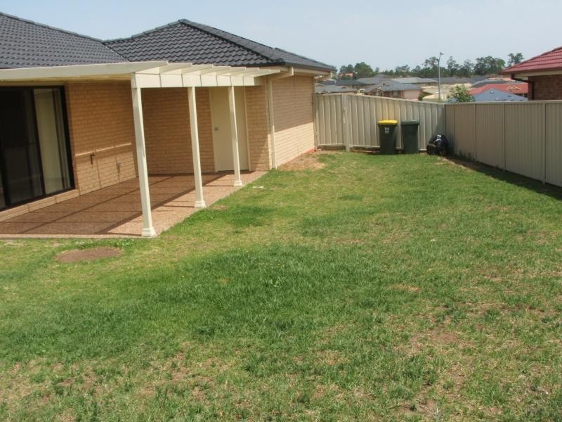 15 FERNLEIGH AVENUE, Aberglasslyn NSW 2320