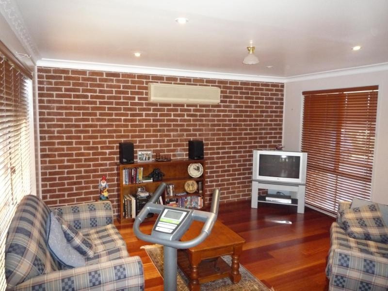 156 Weblands Street, Aberglasslyn NSW 2320