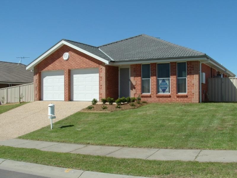 11 Durham Rd, Branxton NSW 2335