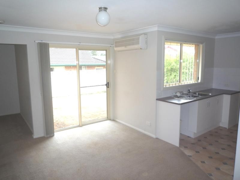 2/67 Melaleuca Drive, Metford NSW 2323