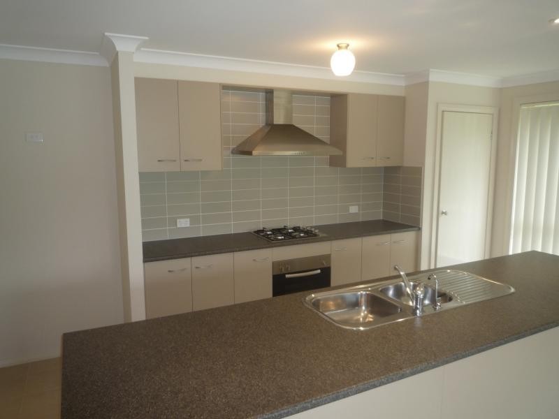 2 Parklands Road, Largs NSW 2320