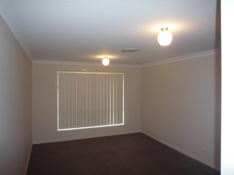2 Parklands Road, Largs NSW 2320