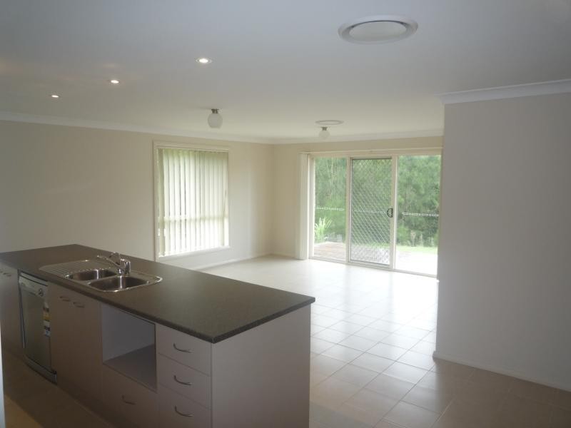 2 Parklands Road, Largs NSW 2320