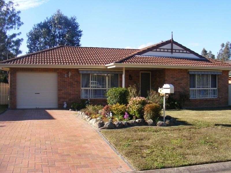 4 Blackbutt Pl, Metford NSW 2323