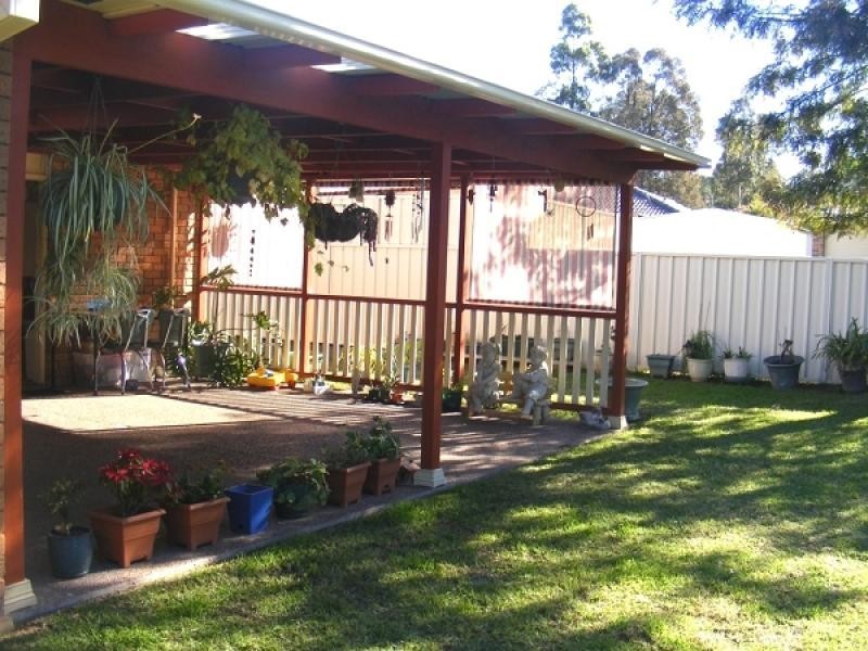 4 Blackbutt Pl, Metford NSW 2323