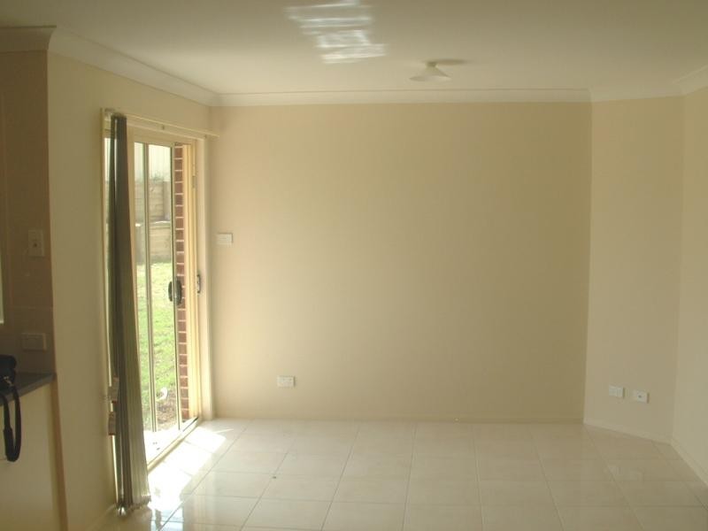 6 Rex Cove, Aberglasslyn NSW 2320