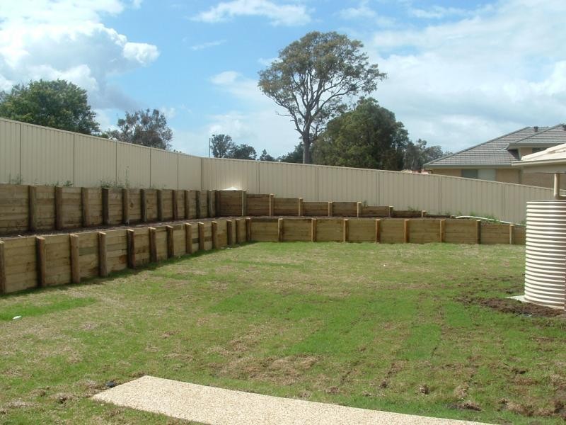 6 Rex Cove, Aberglasslyn NSW 2320