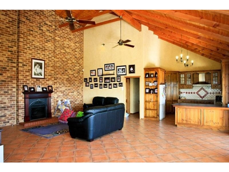 1395 George Booth Drive, Buchanan NSW 2323