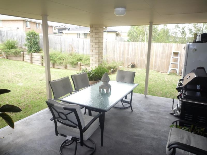 228 Denton Park Drive, Aberglasslyn NSW 2320