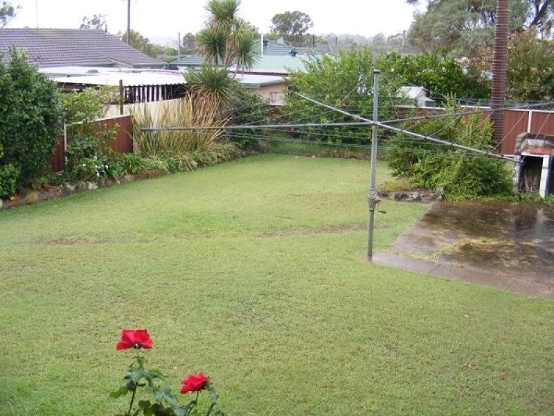 13 Crisp Avenue, Rutherford NSW 2320