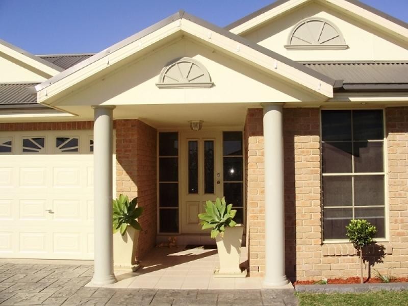 14 Streeton Drive, Metford NSW 2323